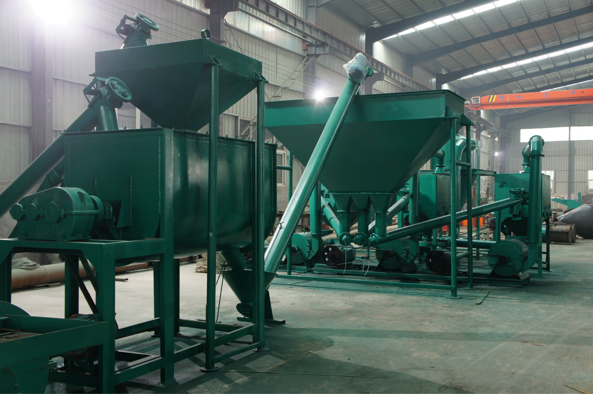 首页 机械及行业设备 粉碎设备 粉碎机 木粉机-新款木粉机-木粉机组合