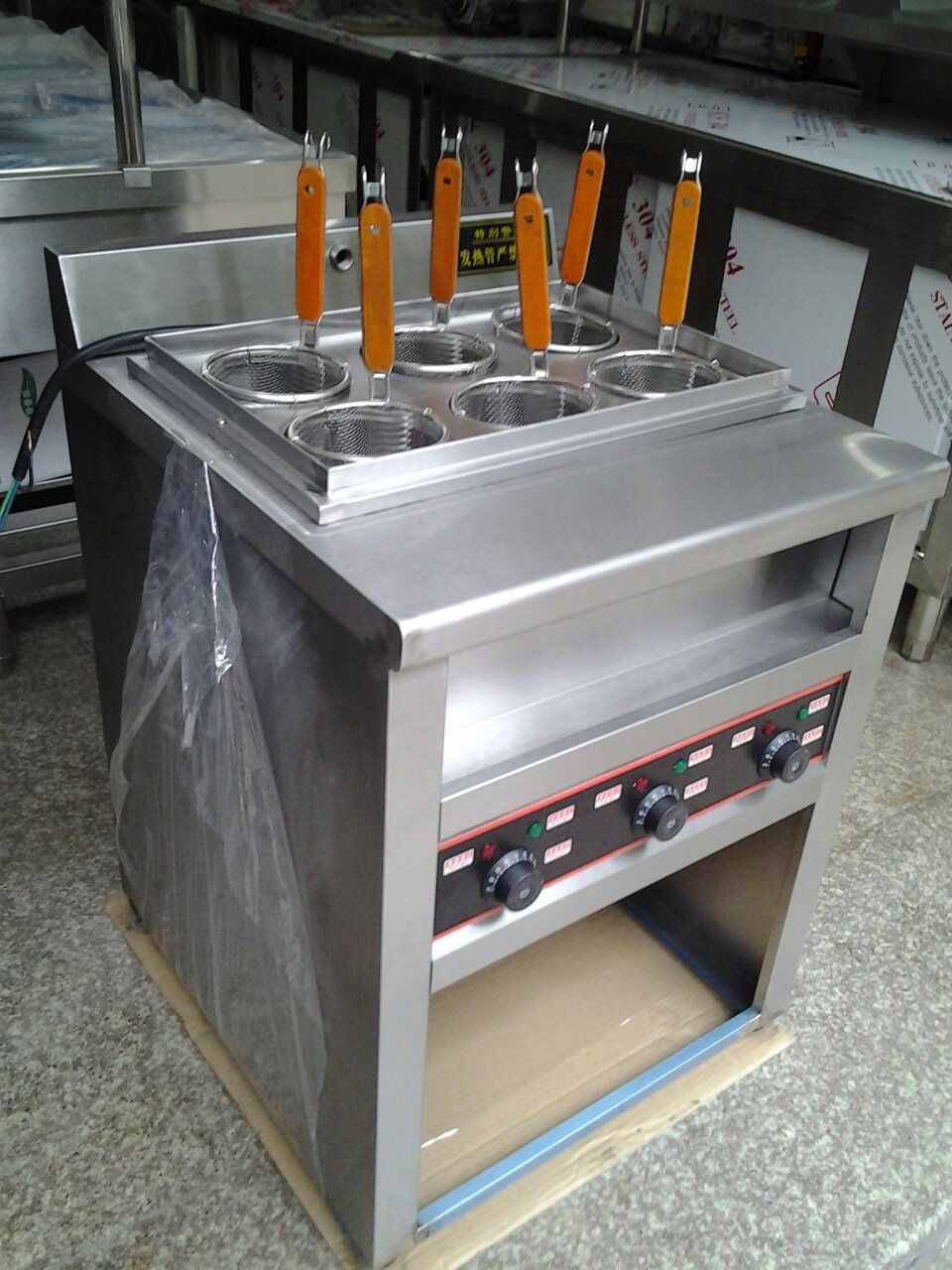六头电煮面炉_六头煮面炉_供应广州金博六头cy-6电煮面炉 - 阿里巴巴