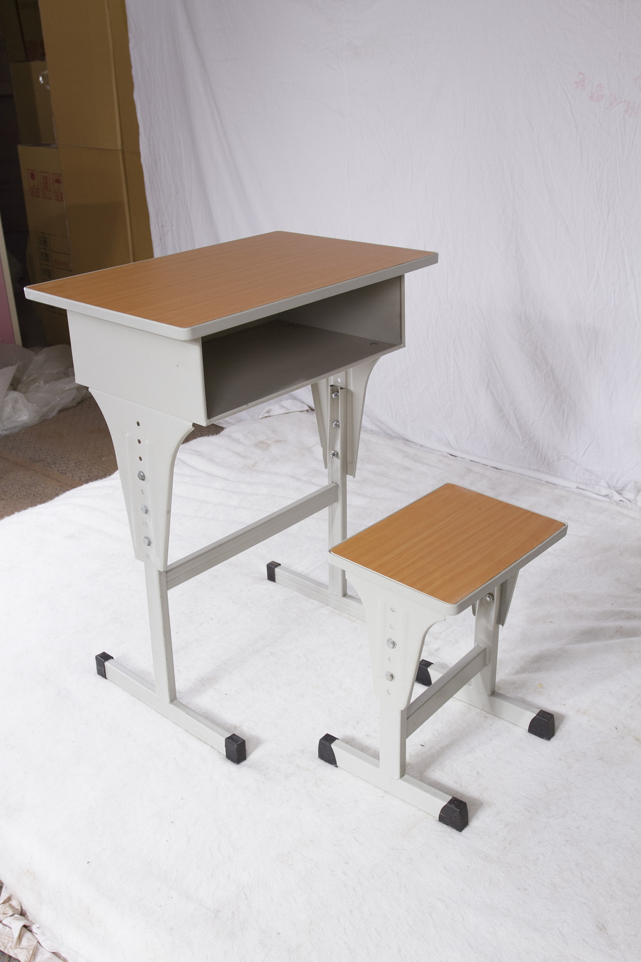 学生课桌椅 单人课桌椅 可升降调节课桌椅 加厚课桌椅