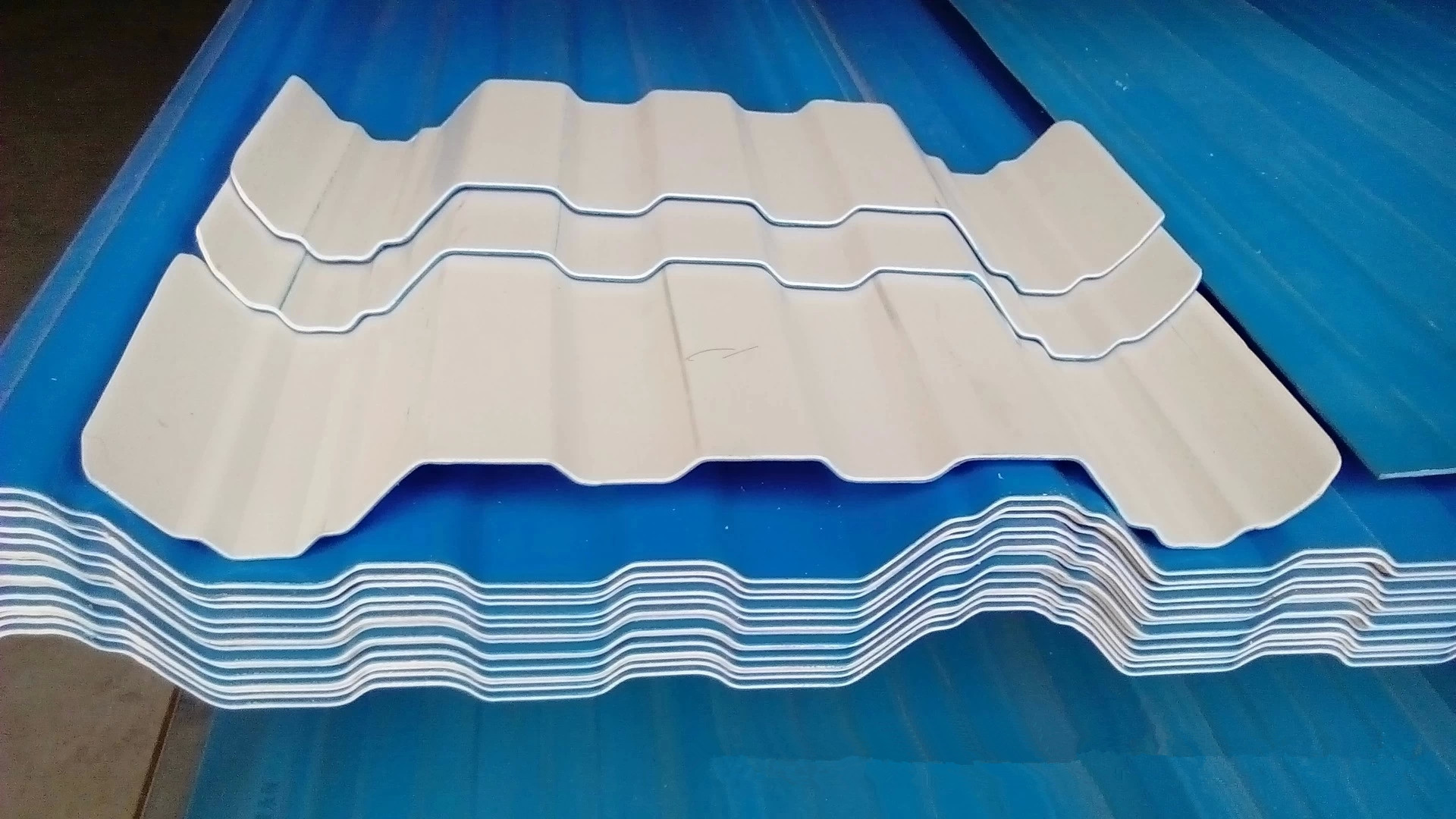 长期供应 pvc屋顶高温防腐瓦 二级耐碱防腐瓦 专用防腐瓦