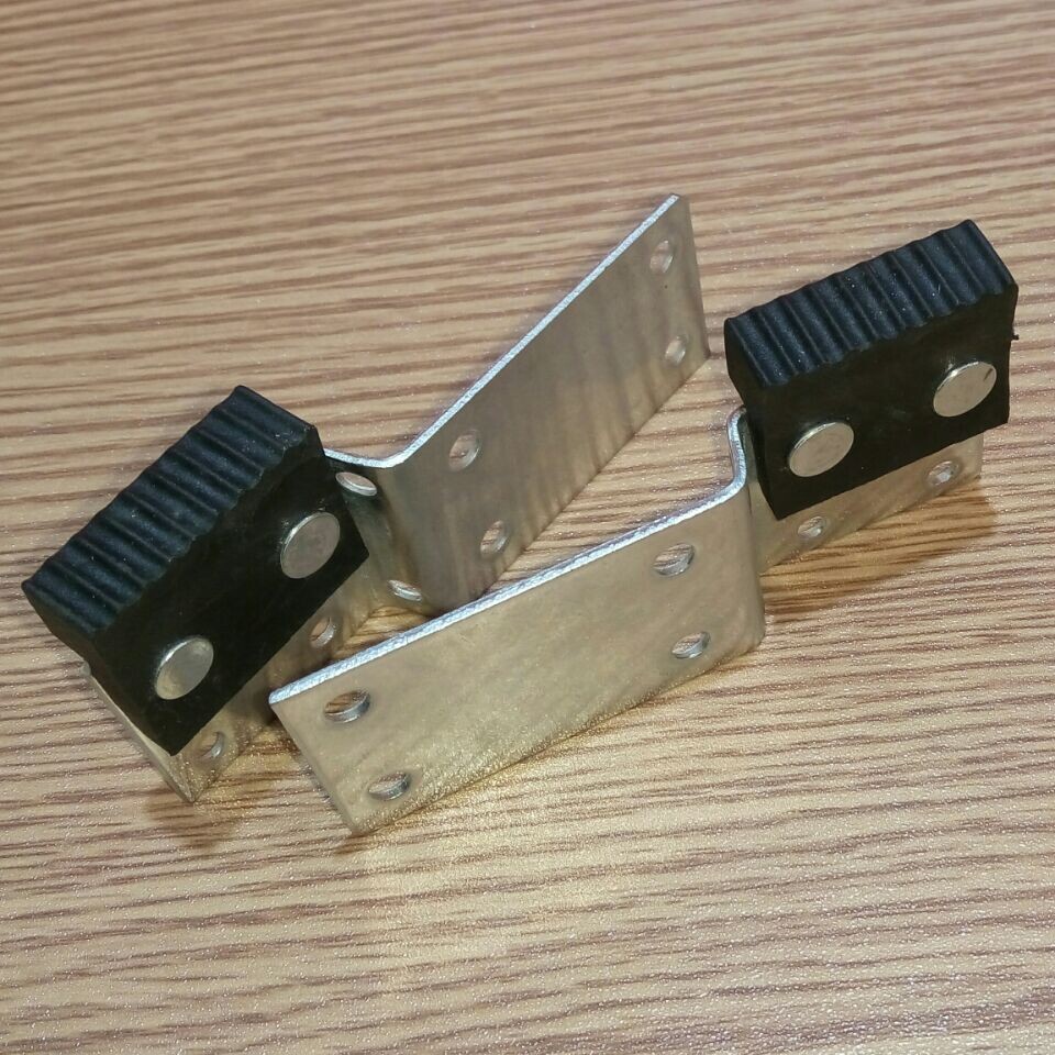 佛山卷闸门配件批发 卷闸门导槽挡板 卷帘门配件