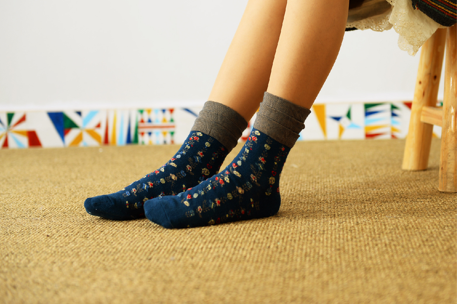 新品caramella 全棉 日系 复古三层罗口小碎花女袜子批发