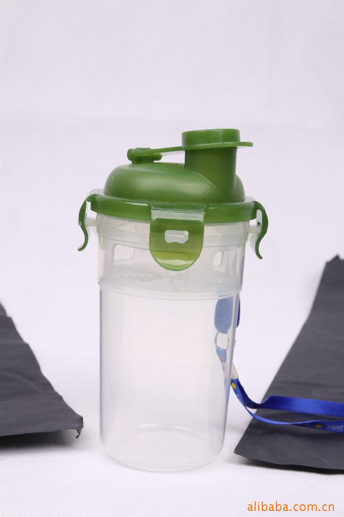 乐扣式塑料环保水杯600ml 高盖